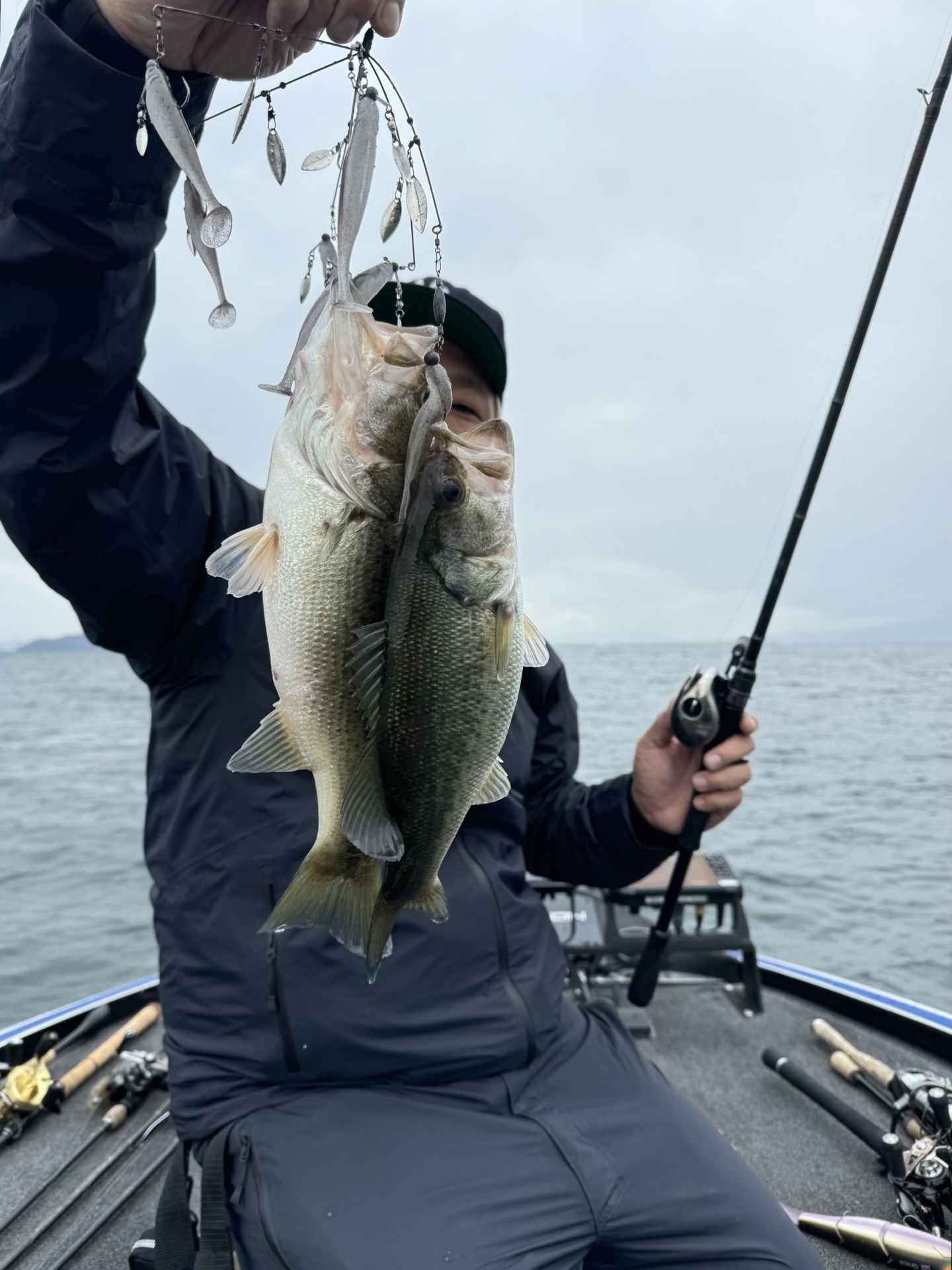 10月から12月までは爆釣月間 | 琵琶湖北湖のバスフィッシングガイドCONNECT